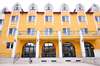 hotel_img